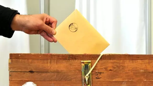 ORC: 5 İlde Oylarını Arttıran Tek parti AK Parti