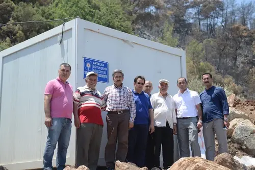 Kumluca'daki Yangında Evleri Hasara Gören Ailelere Konteyner Evler Teslim Edildi