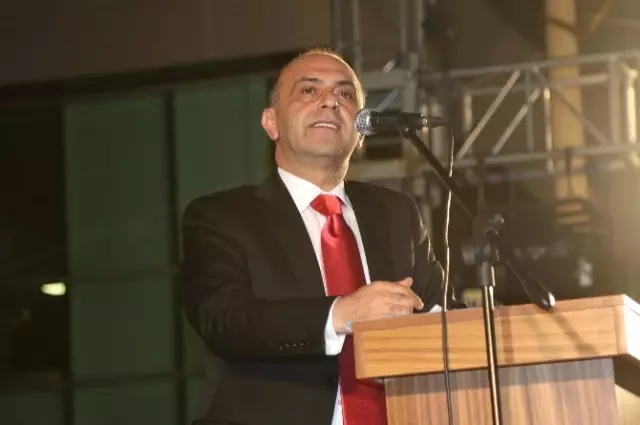 Akhisar Ticaret ve Sanayi Odası'ndan 5 Bin Kişilik Dev İftar