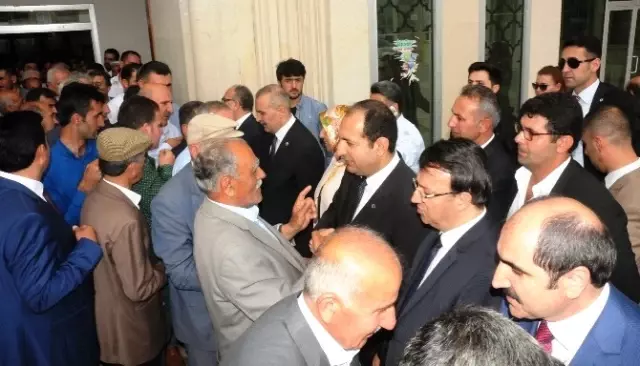 Atalay'dan Van Büyükşehir Belediyesi'ne Tepki Atalay'dan Van Büyükşehir Belediyesi'ne Tepki