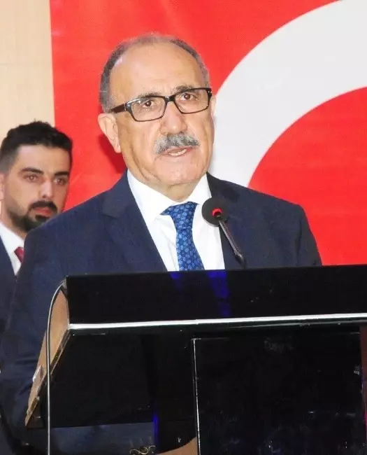Atalay'dan Van Büyükşehir Belediyesi'ne Tepki Atalay'dan Van Büyükşehir Belediyesi'ne Tepki