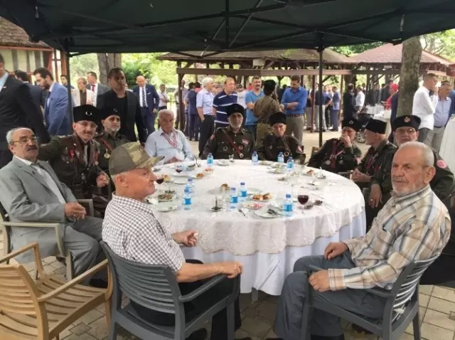 Sakarya Protokolü Bayramlaştı Sakarya Protokolü Bayramlaştı