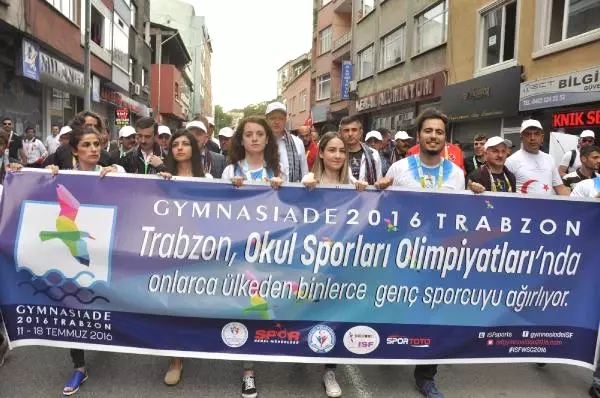 Gymnasiade 2016 Yürüyüşle Başladı