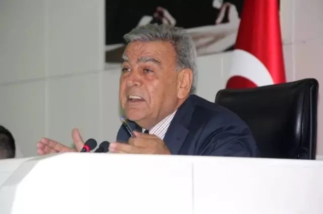 Büyükşehir Meclisinde Pazar Yeri Tartışması