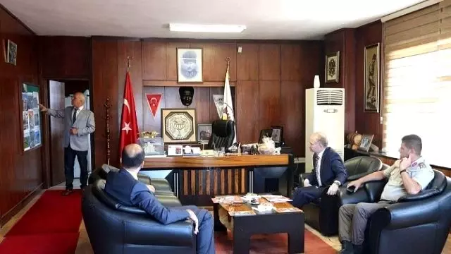 Vali Ceylan'dan Marmaraereğlisi'ne İadeyi Ziyaret Vali Ceylan'dan Marmaraereğlisi'ne İadeyi Ziyaret