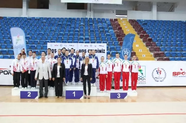Şampiyon Jimnastikçi Ayşe Begüm Finalde Şampiyon Jimnastikçi Ayşe Begüm Finalde