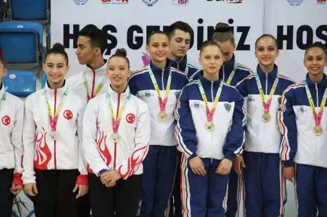 Şampiyon Jimnastikçi Ayşe Begüm Finalde Şampiyon Jimnastikçi Ayşe Begüm Finalde