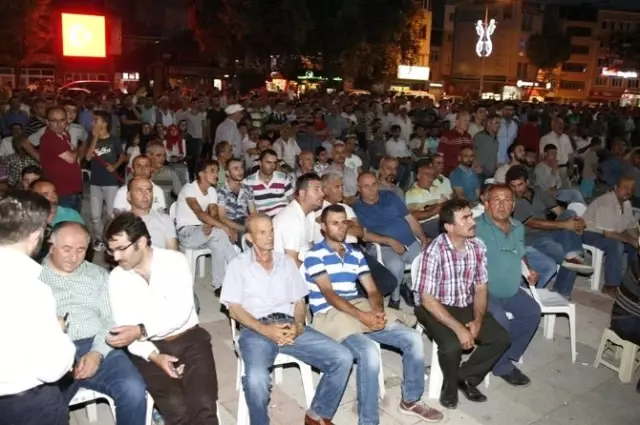 Orhangazililer Darbeye Karşı Tek Ses Orhangazililer Darbeye Karşı Tek Ses