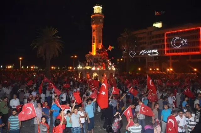 Demokrasi Nöbetçileri İçin Seferber Oldular