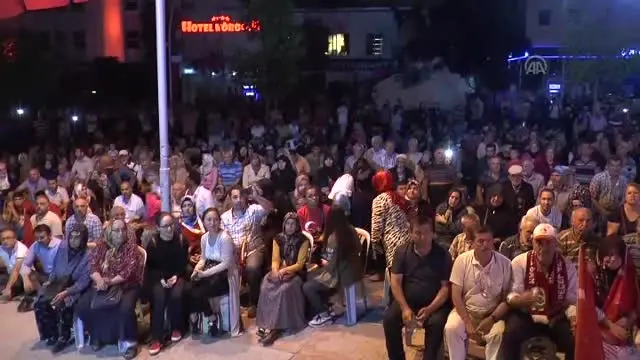 Fetö'nün Darbe Girişimine Tepkiler Fetö'nün Darbe Girişimine Tepkiler