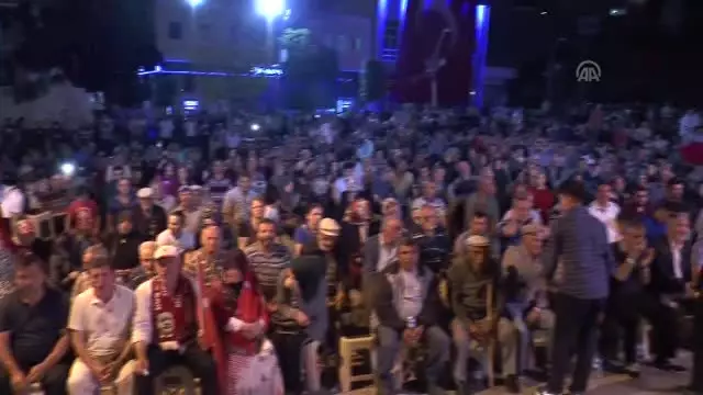 Fetö'nün Darbe Girişimine Tepkiler Fetö'nün Darbe Girişimine Tepkiler