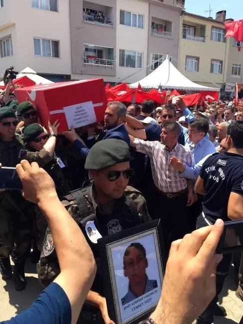 Şehit Komiser Yardımcısı Cennet Yiğit Bir Ay Sonra Nişanlanacaktı