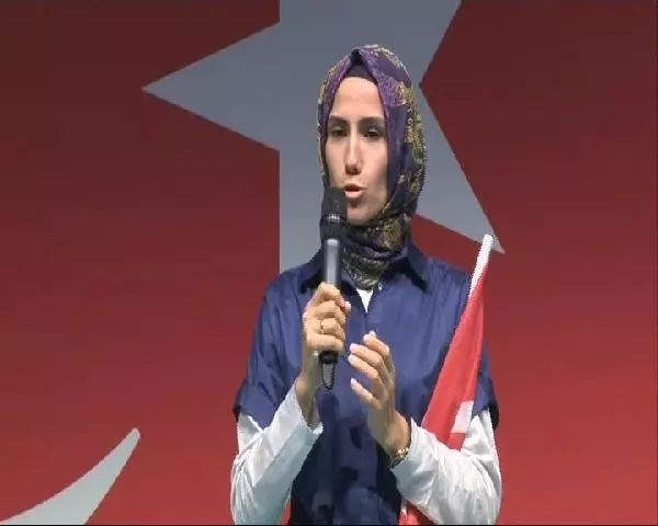 Bilal Erdoğan: Bizler Türkiye Ailesine Doğan Kardeşlermişiz Bilal Erdoğan: Bizler Türkiye Ailesine Doğan Kardeşlermişiz