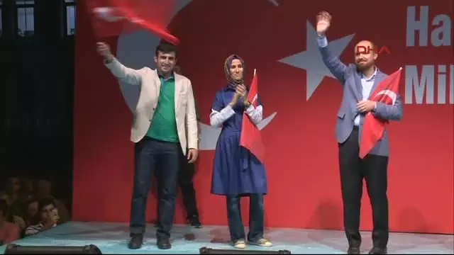 Kısıklı'daki 'Demokrasi Nöbeti' Kısıklı'daki 'Demokrasi Nöbeti'