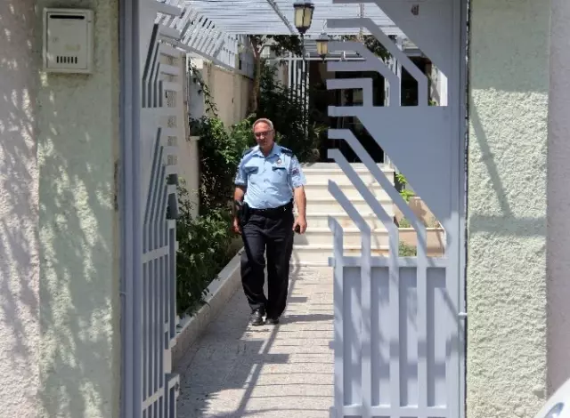 Adana'da Fetö'ye Yakın 14 Özel Okul ve Bir Üniversite Kapatıldı