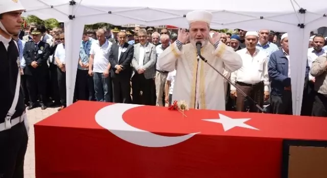 Anneden Şehit Oğluna: Vatan Haini Olmadın, Alnım Ay Gibi Açık Anneden Şehit Oğluna: Vatan Haini Olmadın, Alnım Ay Gibi Açık