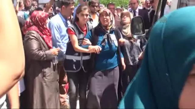 Şehit Polis Memuru Aksu Son Yolculuğuna Uğurlandı Şehit Polis Memuru Aksu Son Yolculuğuna Uğurlandı