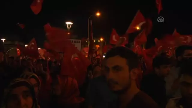 Fetö'nün Darbe Girişimine Tepkiler Fetö'nün Darbe Girişimine Tepkiler