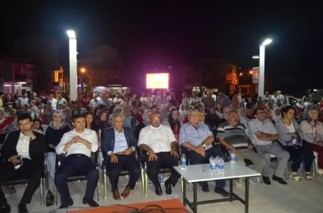 Yurttaş: 'Darbenin Karşısında Duran Herkese Selam Olsun' Yurttaş: 'Darbenin Karşısında Duran Herkese Selam Olsun'