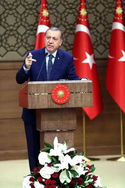 Cumhurbaşkanı Erdoğan'dan İş Adamlarına: 'Sizlere Güveniyorum' Cumhurbaşkanı Erdoğan'dan İş Adamlarına: 'Sizlere Güveniyorum'