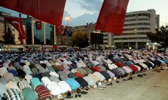 Samsun Sabah Namazında Kıyamdaydı