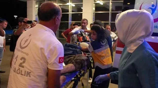 Evinin Önünde Saldırıya Uğrayan Korucu Başı Şehit Oldu Evinin Önünde Saldırıya Uğrayan Korucu Başı Şehit Oldu