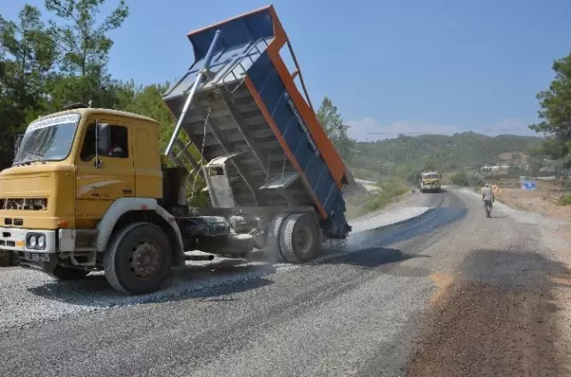 Payallar - Emişbeleni Yolu Asfaltlandı Payallar - Emişbeleni Yolu Asfaltlandı
