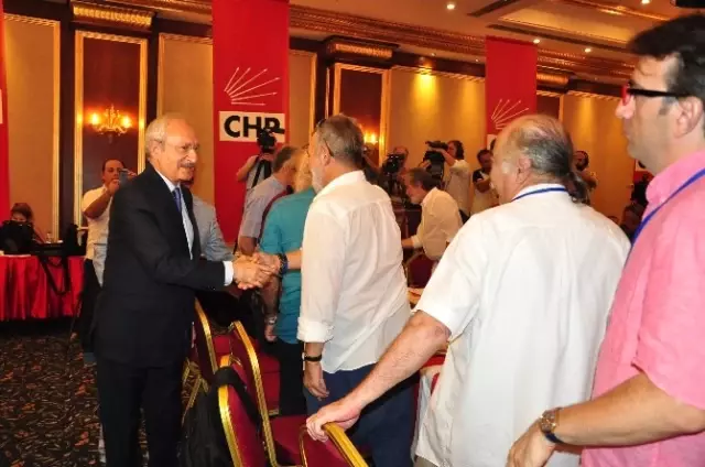 Kılıçdaroğlu Sanatçılarla Bir Araya Geldi Kılıçdaroğlu Sanatçılarla Bir Araya Geldi