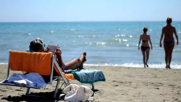 İtalya'da 'Plaj Uyanıklarına' 200 Euro Ceza Kesiliyor