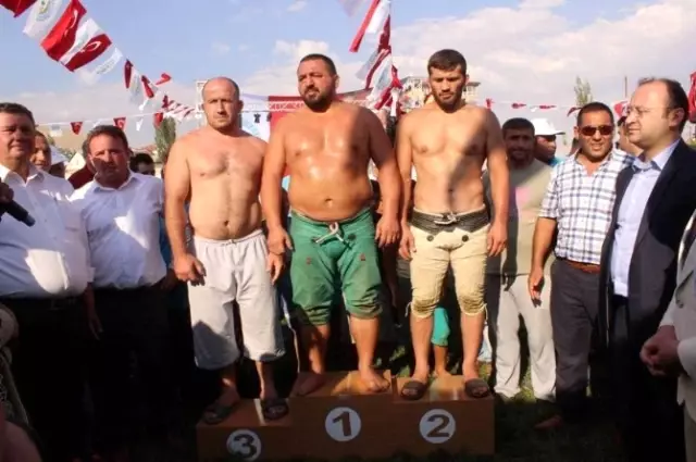 Tufanbeyli 15. Geleneksel Güreş Festivali