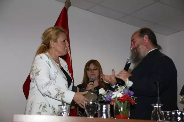 Urla'nın Bağbozumu Geleneği Konuşuldu