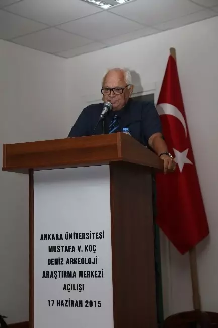 Urla'nın Bağbozumu Geleneği Konuşuldu