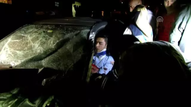 Trafik Kazası: 6 Yaralı Trafik Kazası: 6 Yaralı