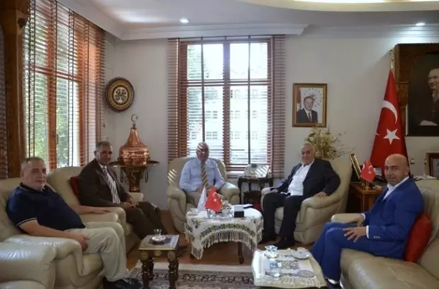 Niksar Kalesi Unesco Yolunda Niksar Kalesi Unesco Yolunda