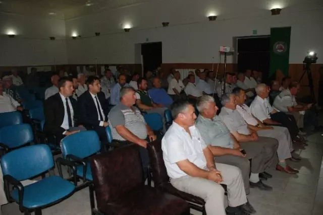 Bayramiç'te Ürünleri Değerinde Pazarlama Toplantısı Düzenlendi Bayramiç'te Ürünleri Değerinde Pazarlama Toplantısı Düzenlendi