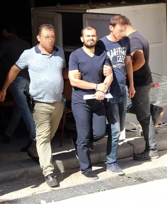 Fetö'nün Suikast Timi Tutuklandı Fetö'nün Suikast Timi Tutuklandı