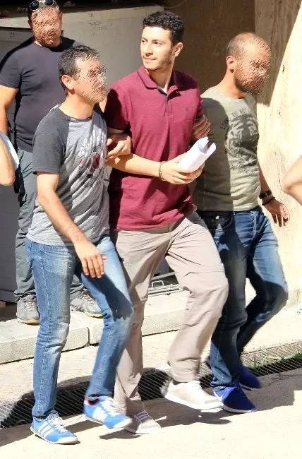 Fetö'nün Suikast Timi Tutuklandı Fetö'nün Suikast Timi Tutuklandı