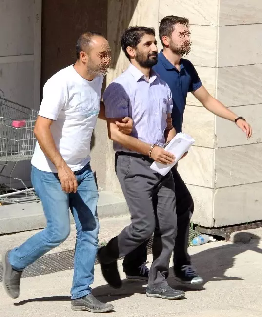Fetö'nün Suikast Timi Tutuklandı Fetö'nün Suikast Timi Tutuklandı