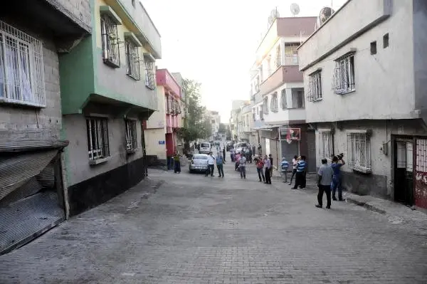 'Canlı Bomba' Saldırısında Hayatını Kaybeden 41 Kişinin Kimliği Belli Oldu 'Canlı Bomba' Saldırısında Hayatını Kaybeden 41 Kişinin Kimliği Belli Oldu