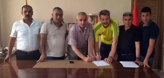 Batuhan Karadeniz Şanlıurfaspor'da Batuhan Karadeniz Şanlıurfaspor'da