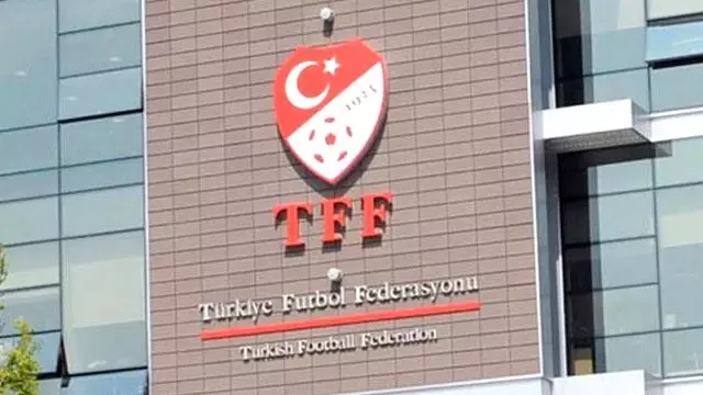 Beşiktaş ve Fenerbahçe PFDK'ya Sevk Edildi Beşiktaş ve Fenerbahçe PFDK'ya Sevk Edildi