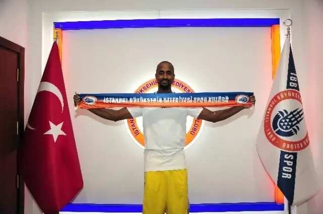 Earl Genard Calloway İstanbul Bb'de Earl Genard Calloway İstanbul Bb'de