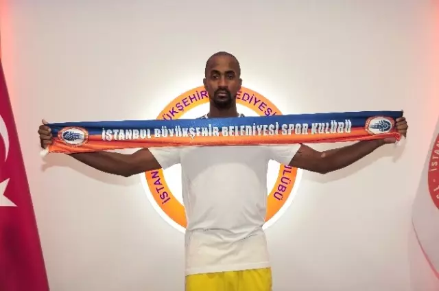 Earl Genard Calloway İstanbul Bb'de Earl Genard Calloway İstanbul Bb'de