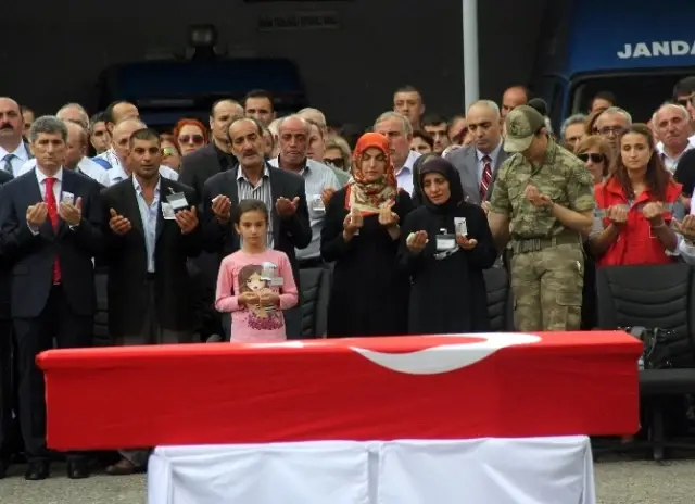 Şehit Jandarma Er Fatih Çaybaşı İçin Tören Düzenlendi