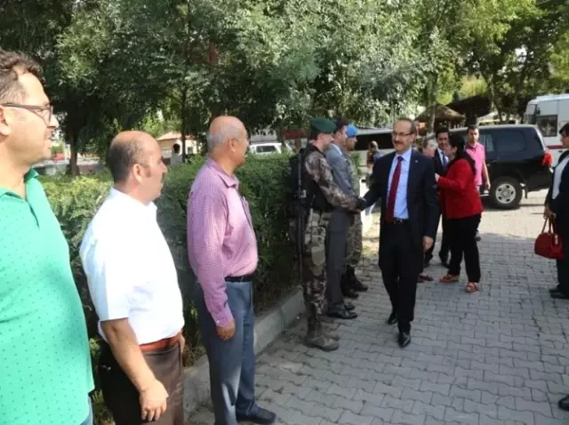 Muş Valisi Yavuz ve Milletvekili Şimşek Bulanık İlçesini Ziyaret Etti Muş Valisi Yavuz ve Milletvekili Şimşek Bulanık İlçesini Ziyaret Etti