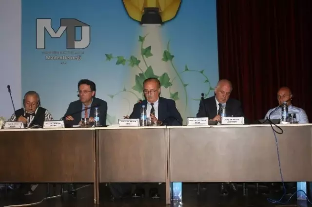 Trabzon'da 'Madenlerin Ekonomiye Katkısı ve Artvin'de Madencilik' Konferansı Trabzon'da 'Madenlerin Ekonomiye Katkısı ve Artvin'de Madencilik' Konferansı