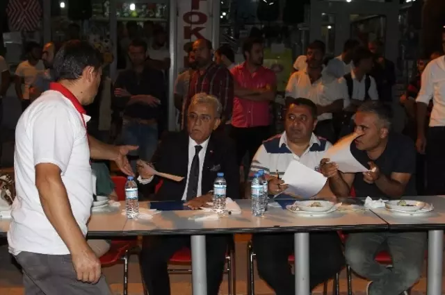 Yöresel Yemek Yarışmasında Misafirler Yeni Tatlarla Tanıştı Yöresel Yemek Yarışmasında Misafirler Yeni Tatlarla Tanıştı