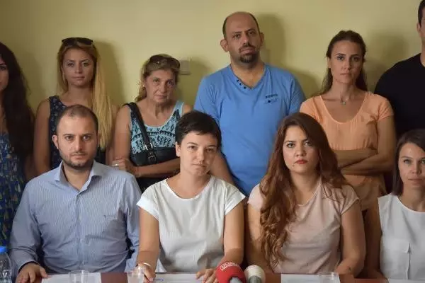 Kapatılan Üniversitenin Çalışanlarından Açıklama Kapatılan Üniversitenin Çalışanlarından Açıklama