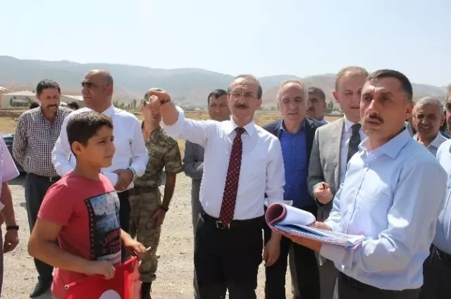 Vali Seddar Yavuz'dan Hasköy'e Yatırım Müjdesi Vali Seddar Yavuz'dan Hasköy'e Yatırım Müjdesi