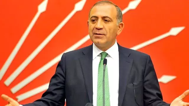 Tekin'den 'Pensilvanya' İddialarına Sert Yanıt: Kendimi Taksim Meydanı'nda Asarım